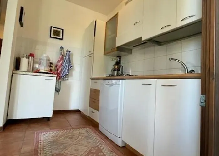 Charming Villa With Pool In Albarella